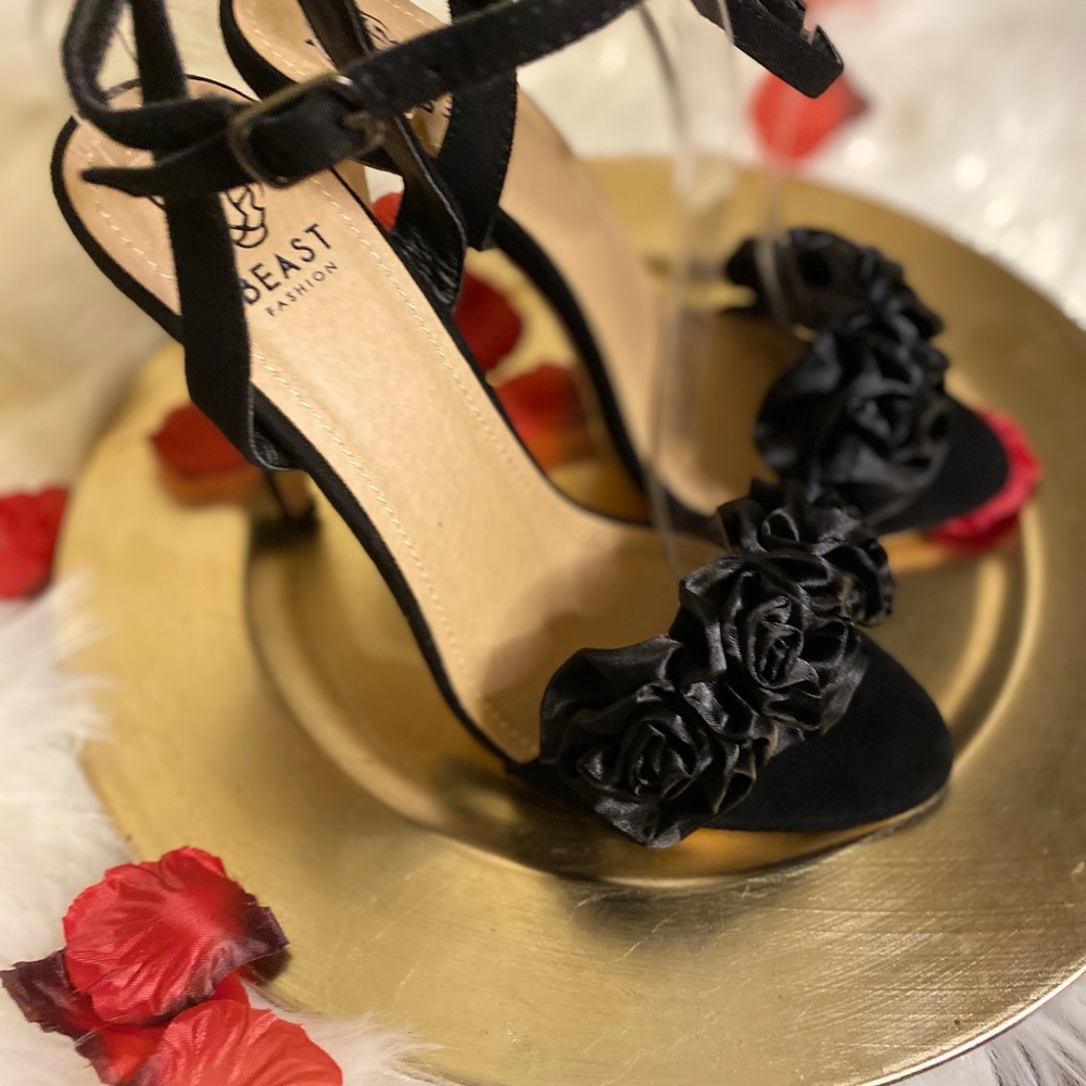 Sexy Black Rose heels - Picture 4 of 5